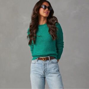 Sweet Devine Moment Knit Pullover
Sweater green